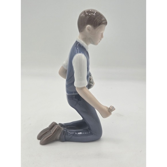 Vintage Bing & Grøndahl Porcelain Figurine: "Boy with Flowers" (Model #2346) - Picture 2 of 6
